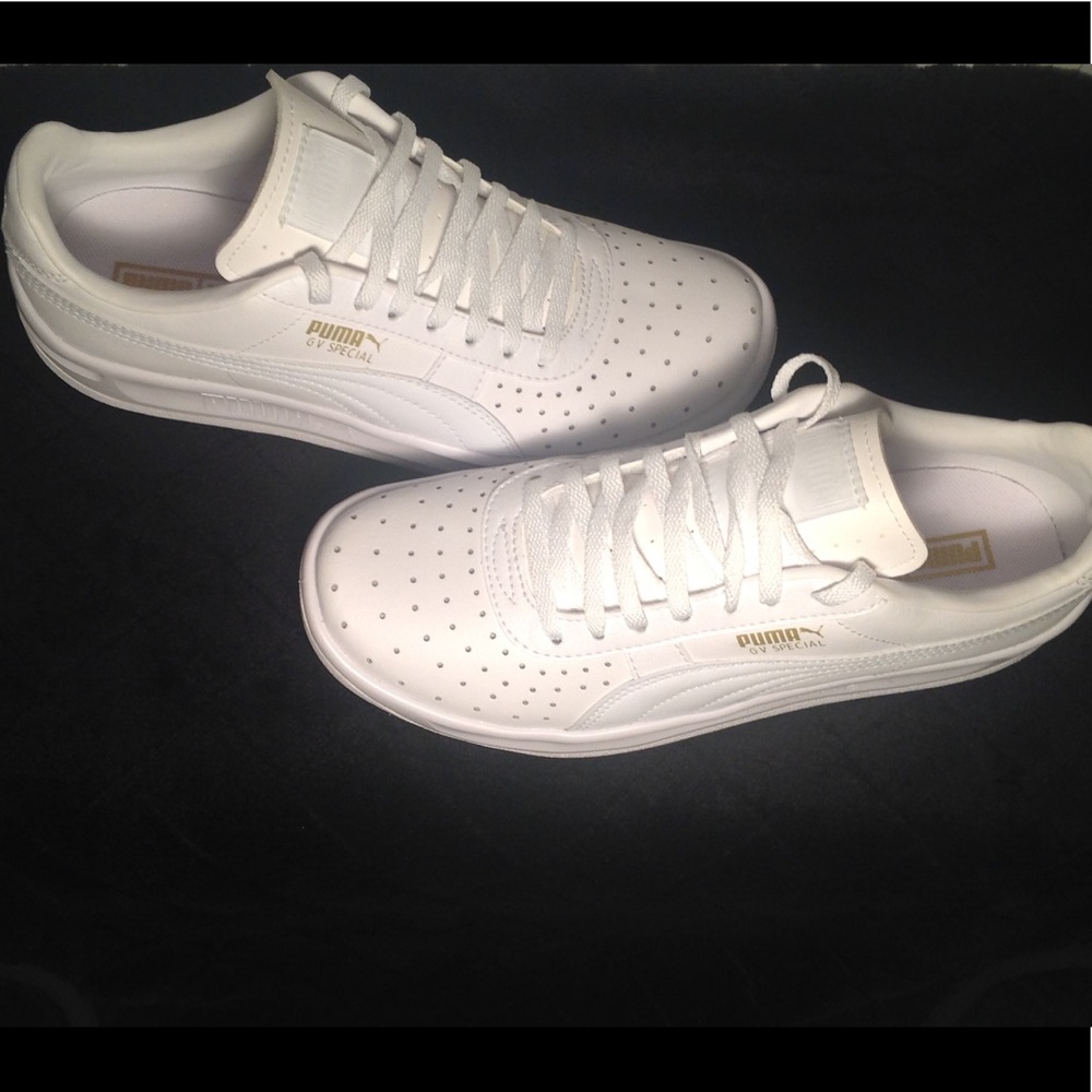 All White Pumas